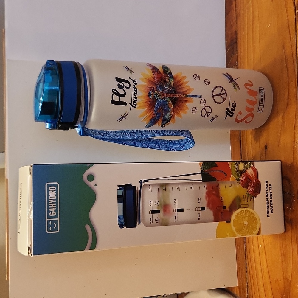 64Hydro water bottle with tracker and  Dragonfly design